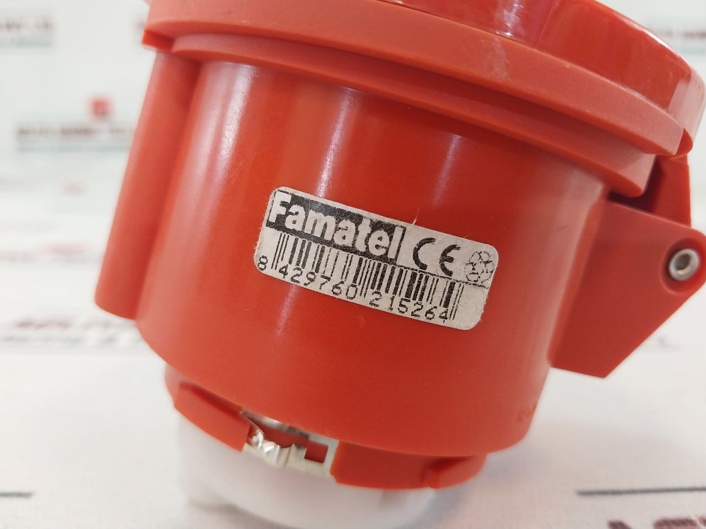 Famatel 23303 Red Connector Socket
