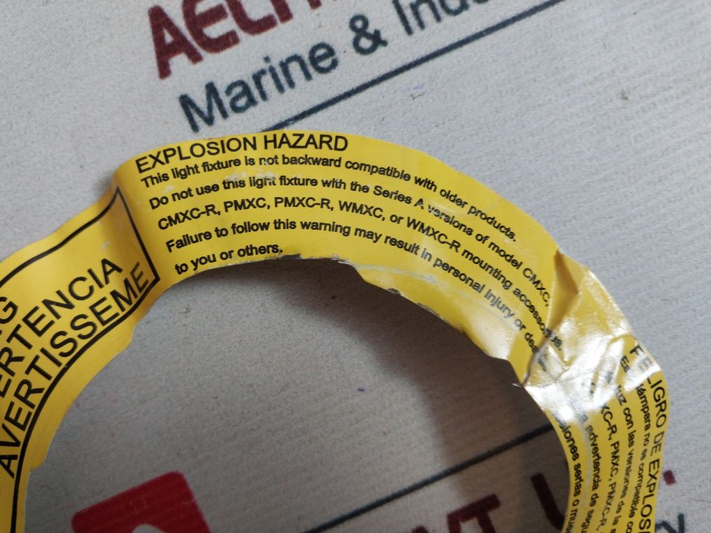 Federal Signal 27Xst-024A Explosion-proof Strobe Warning Light 24Vdc