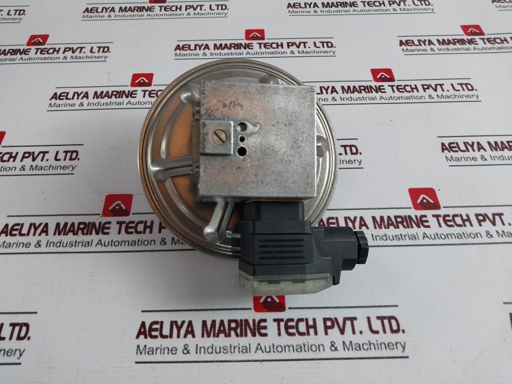 Fema Vcm 4156 Pressure Switch Ip54 250V
