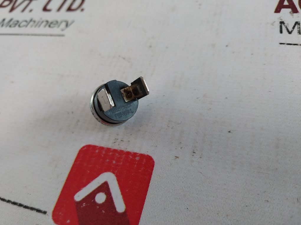 Fenwal 08-029000-088 Limit Switch