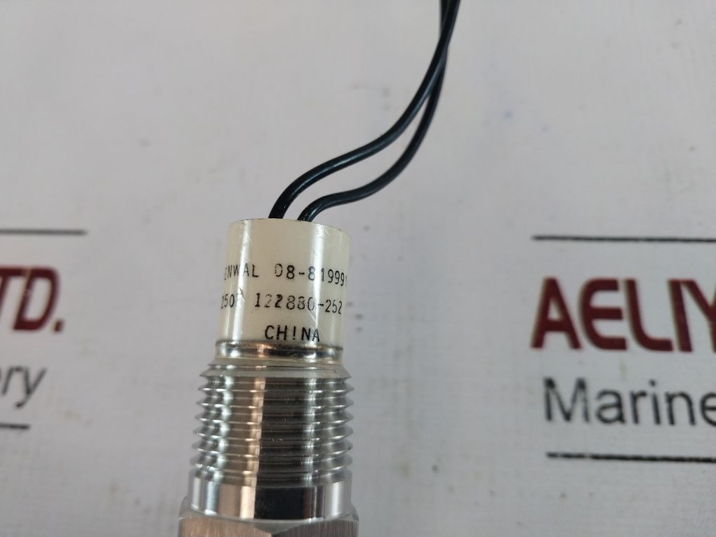 Fenwal 08-819991-011 Temperature Switch/Sensor L250F