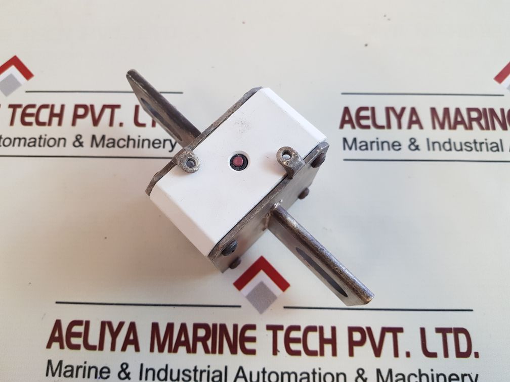 Ferraz Shawmut A070Ud33Lf700 Protistor Fuse

