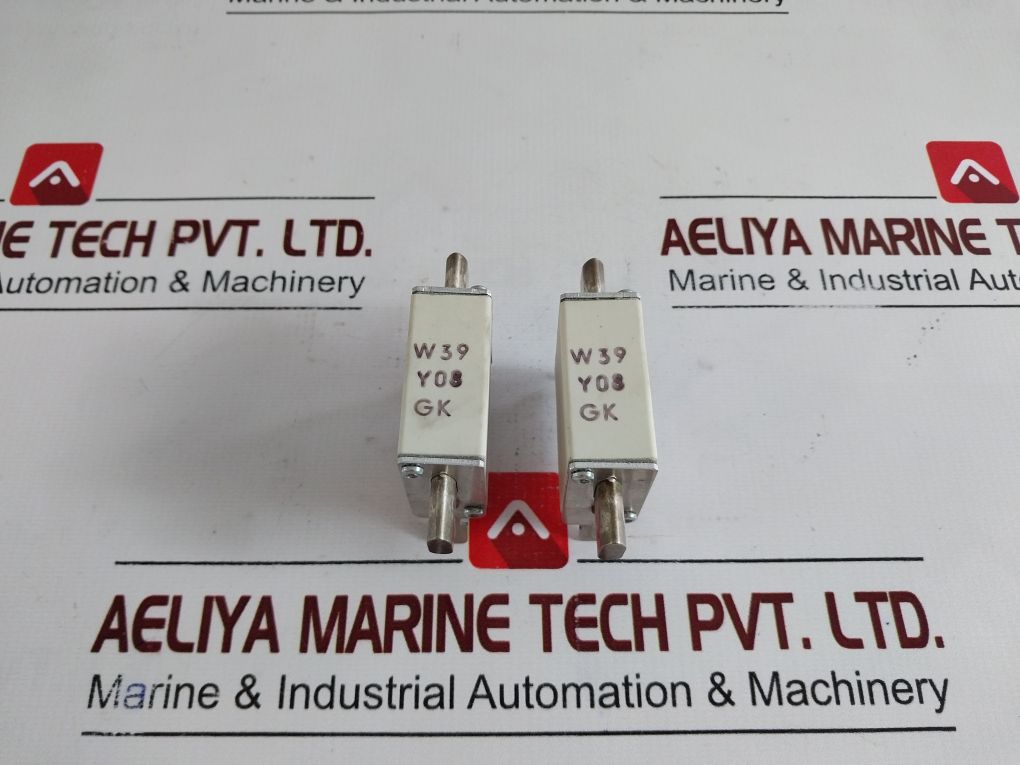 Lot Of 2X Ferraz Shawmut Nh000Gg69V35 Fuse