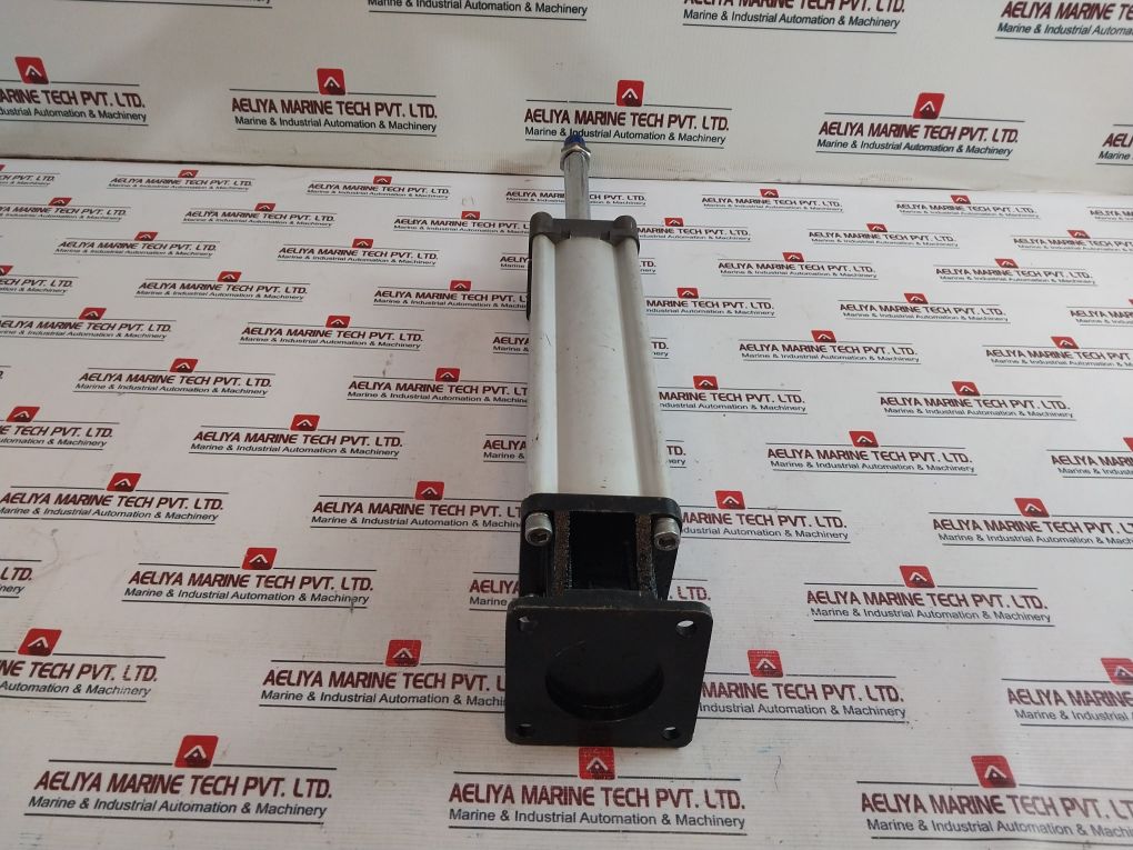 Festech Cqa2-ca-80-150T Festo Pneumatic Cylinder