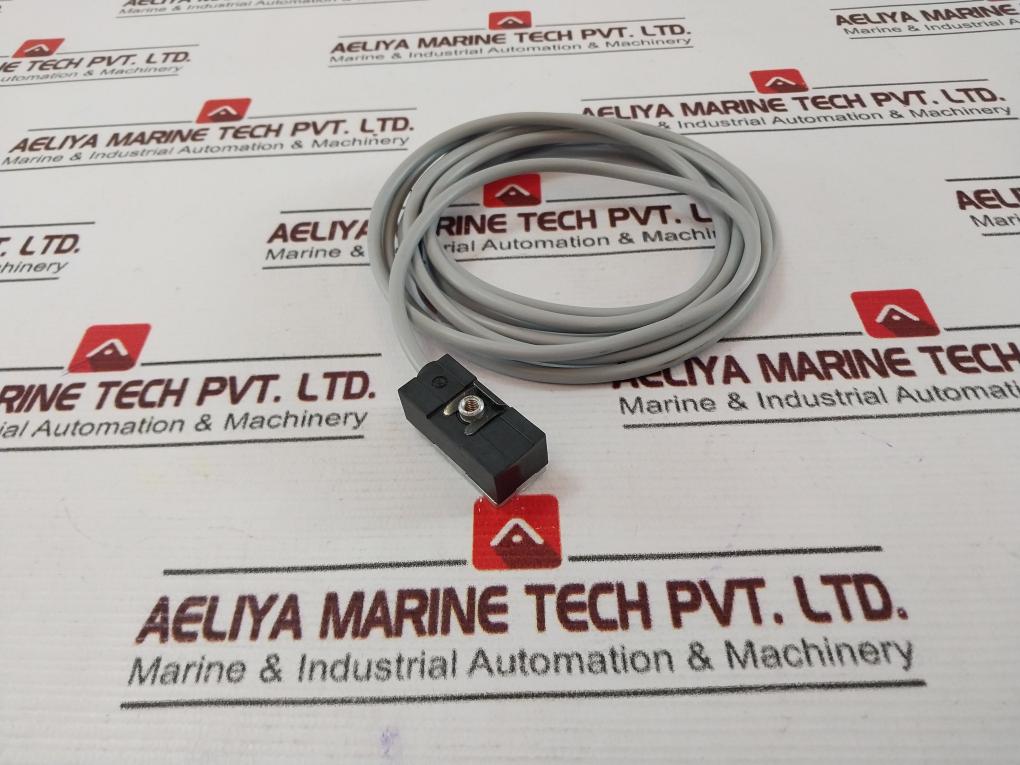 Festo 151671 B213 Proximity Sensor 230V Ac / 200V Dc