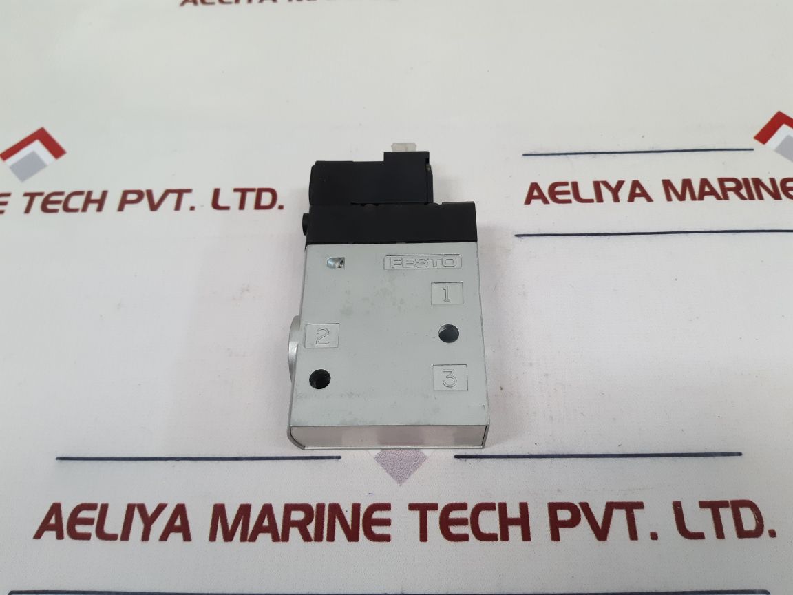 Festo Cpe24-m1H-30L-3/8 Solenoid Valve