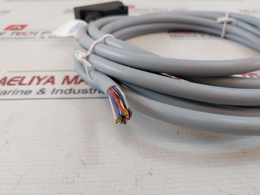 Festo Cpv10-ge-mp-8 Control Air Valve Terminal With Connection Cable