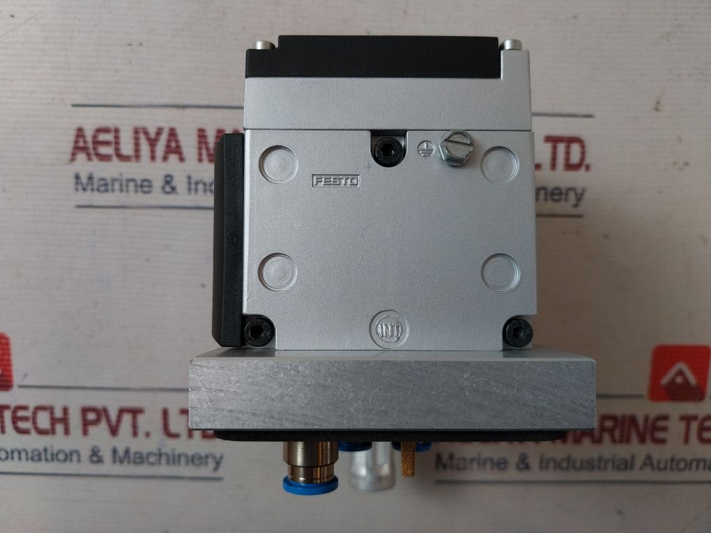 Festo Cpv10-vi Control Air Valve Terminal With Connection Cable Kmp3-25P-16-5