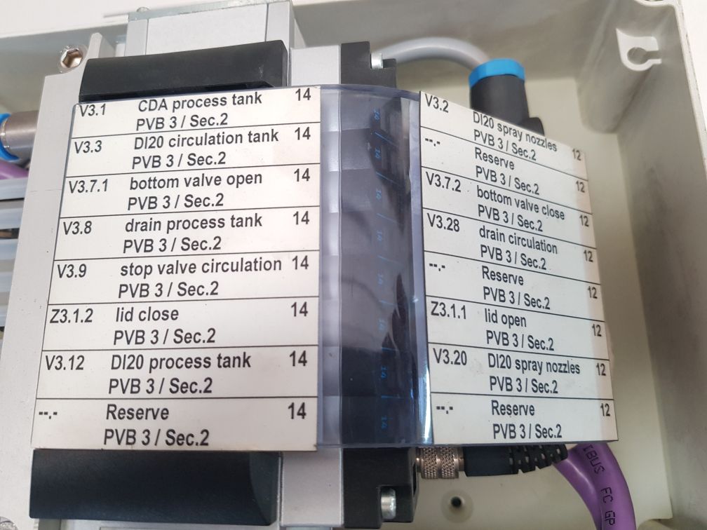 Festo Cpv10-ge-dio1-8/ Cpv10-ge-di01-8 Connector