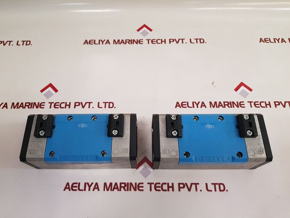 Festo J-52-d-3-c Pneumatic Valve
