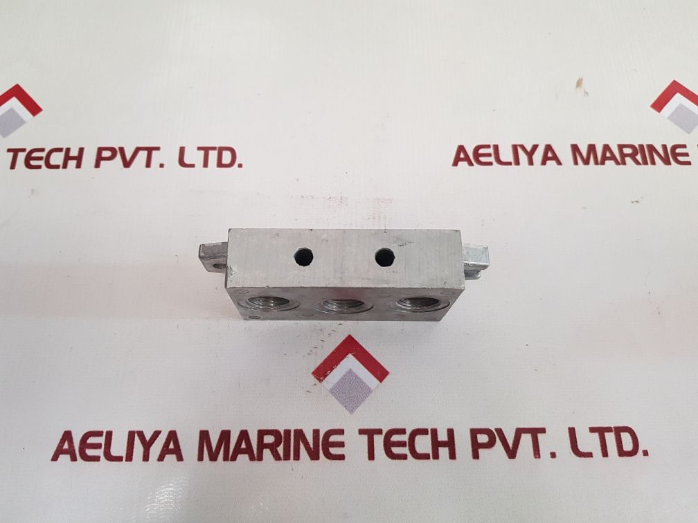 Festo Vdma 24 345-d-1 Pneumatic End Plate Kit
