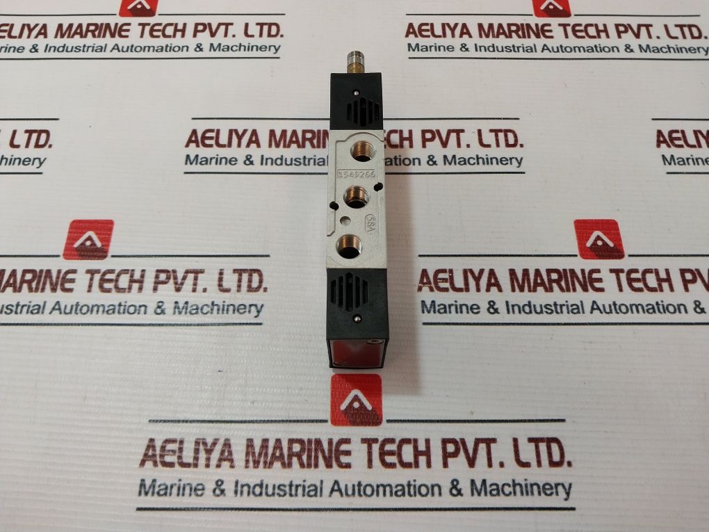 Festo Vuvs-l20-m52-md-g18-f7 Solenoid Valve 2.5-10 Bar 36-145 Psi