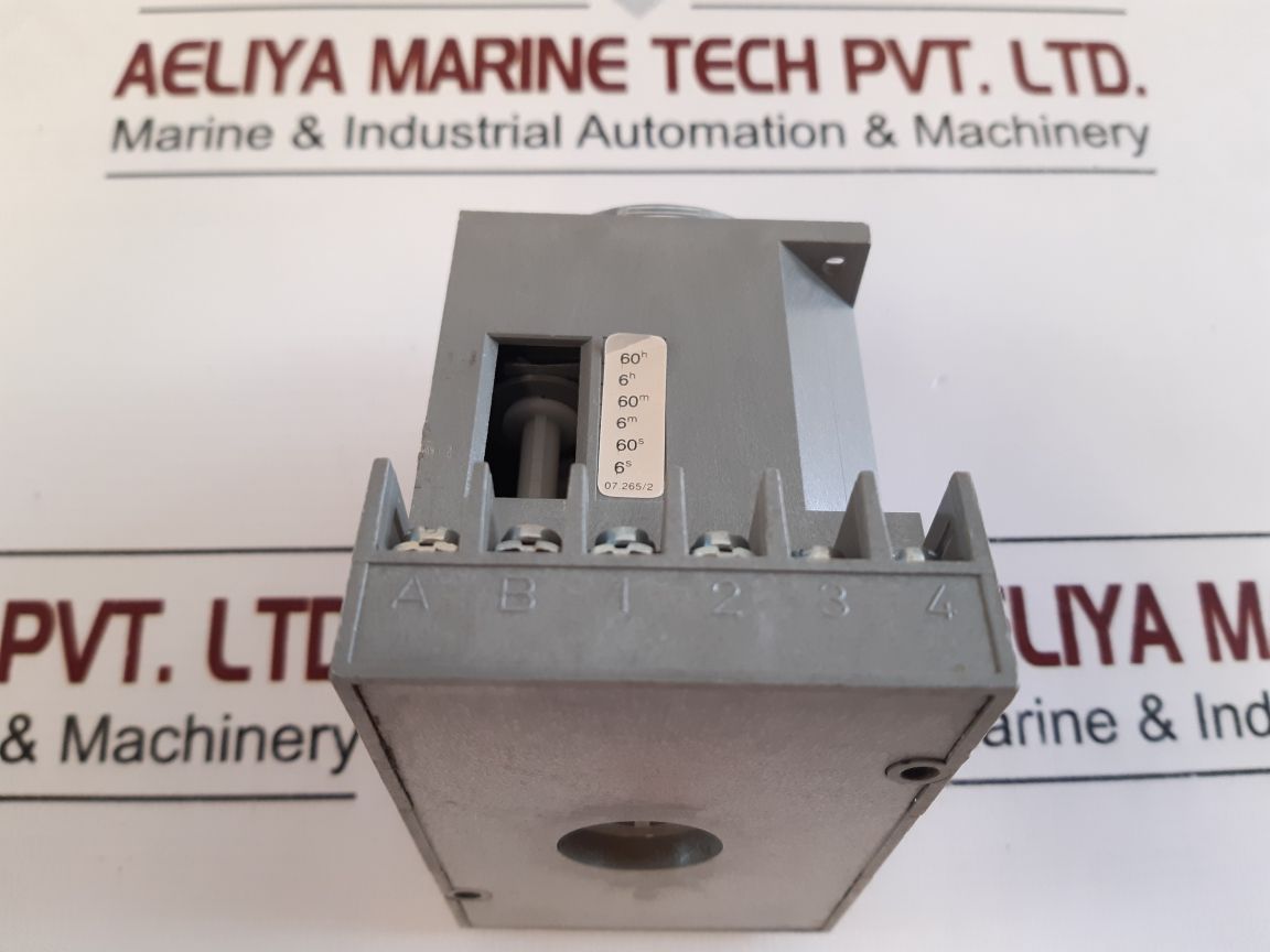 Fiber R12.B4.26.33.V0 Timer With Base