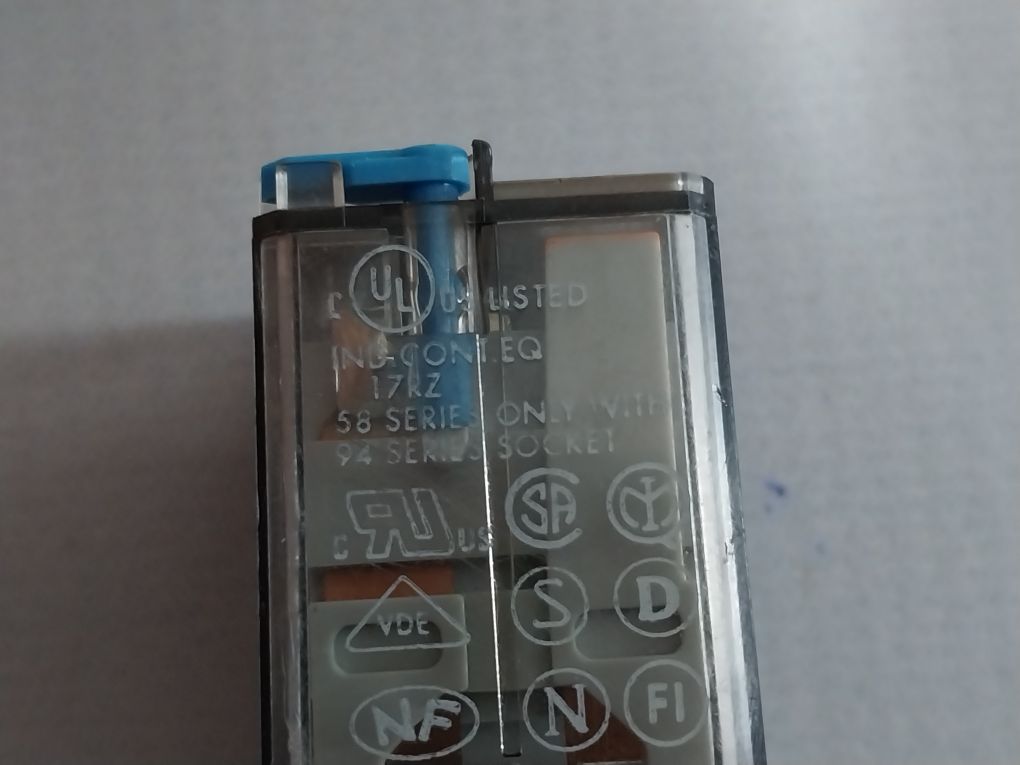 Finder 55.32.9.024.0040 Relay