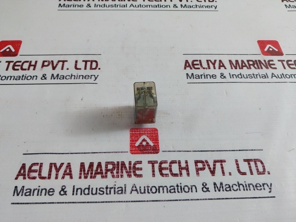 Finder 55.32 Relay 10A