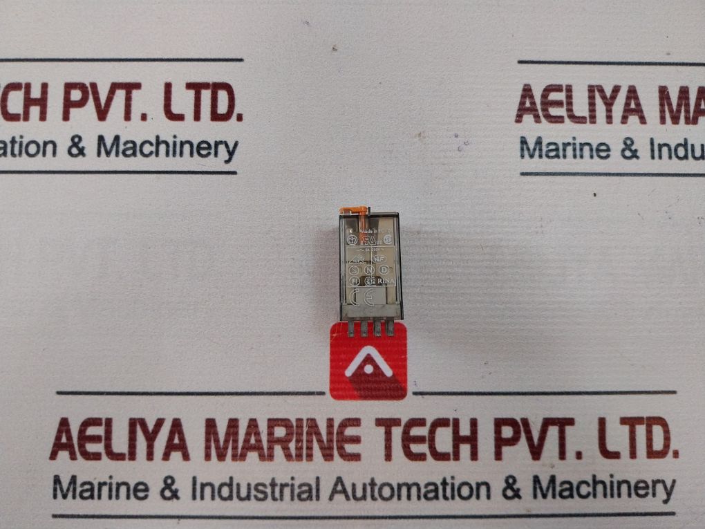 Finder 55.34.8.110.0040 Power Relay 7A 250V