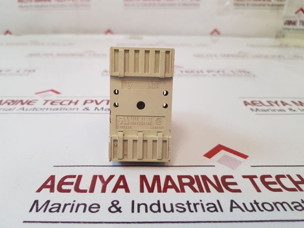 Finder 60.13.9.024.0040 General Purpose Relay With Socket
