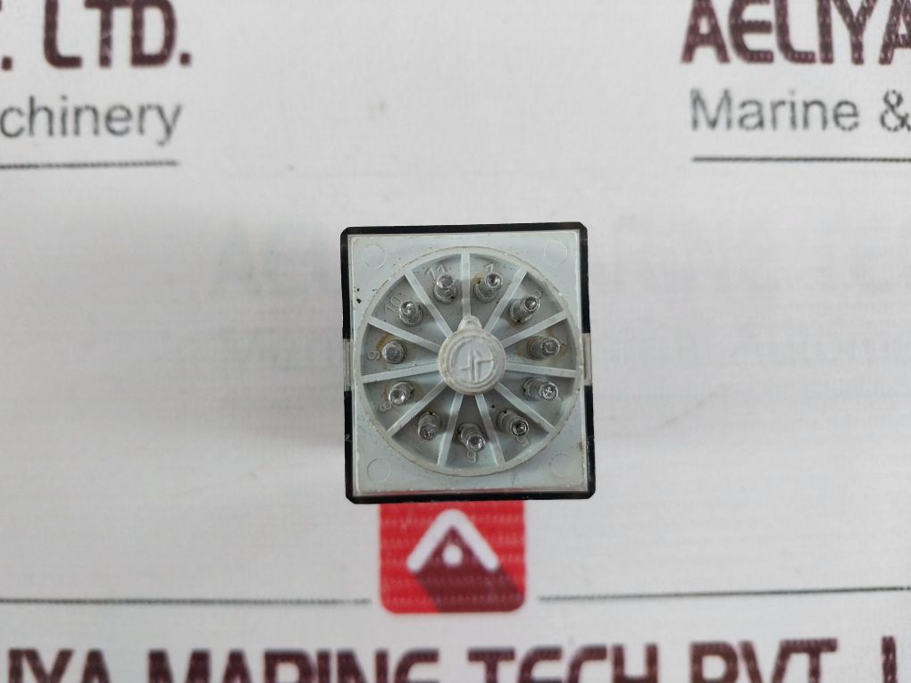 Finder 60.13 10A-250V Relay Coil