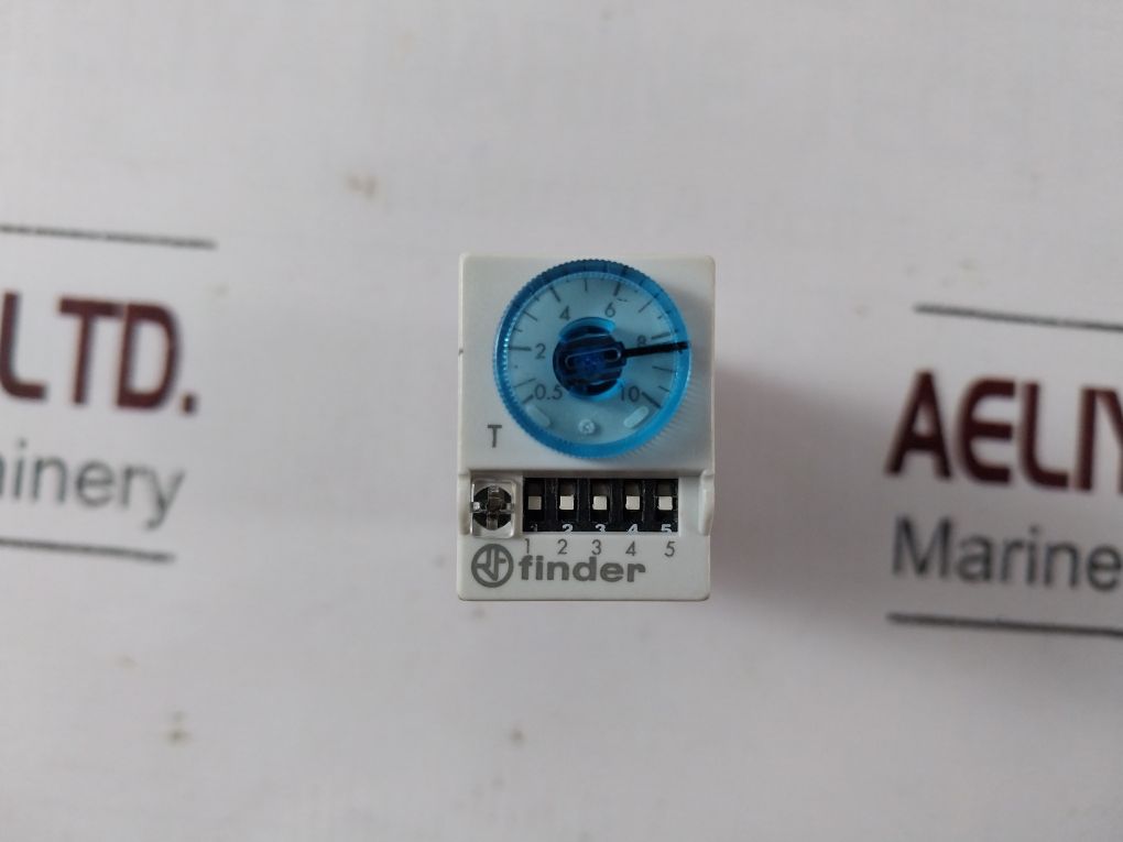 Finder 85.02.8.240.0000 Timer