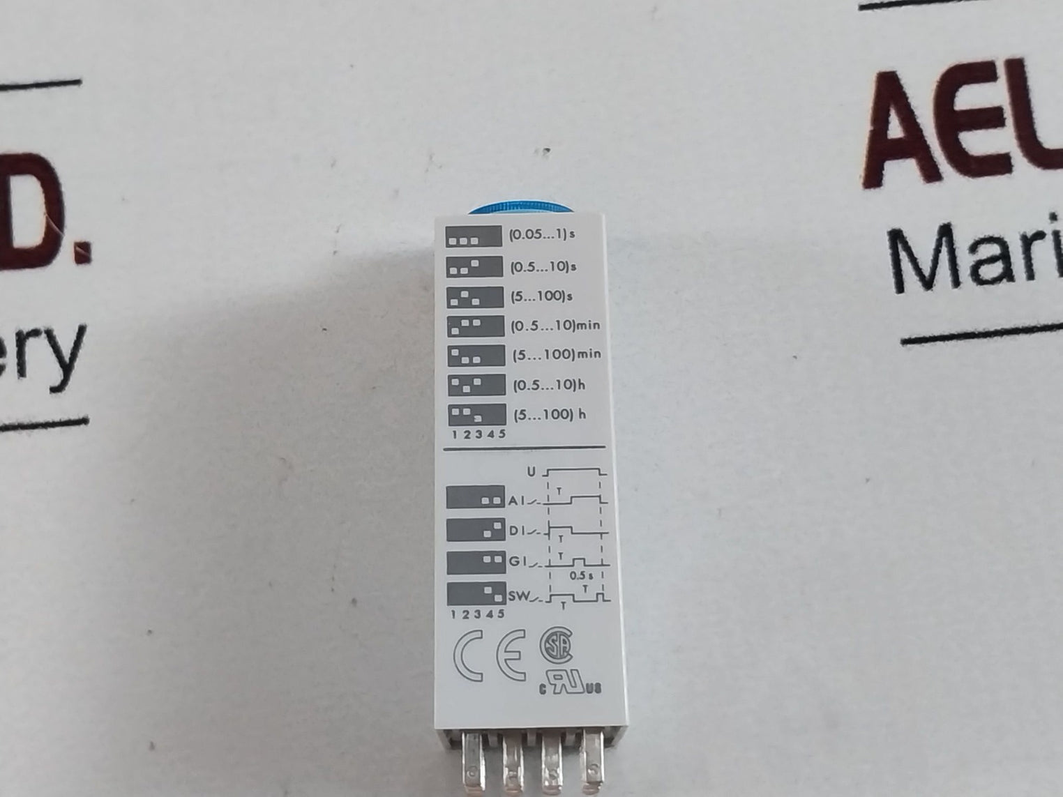 Finder 85.04.8.240.0000 Miniature Plug-in Timer