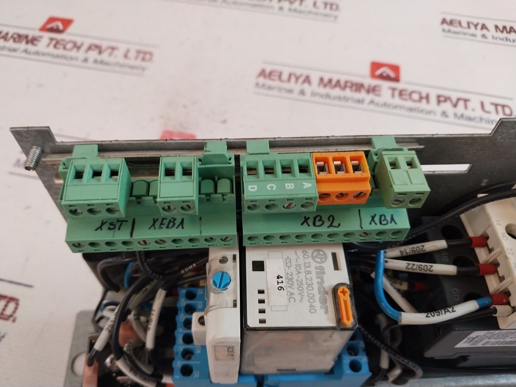 Finder 86.00.0.240.0000