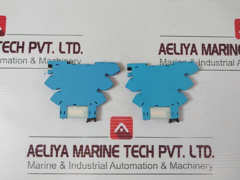 Finder 93.51.7.024 Relay Socket 34.51.7.024.0010 250V 6A