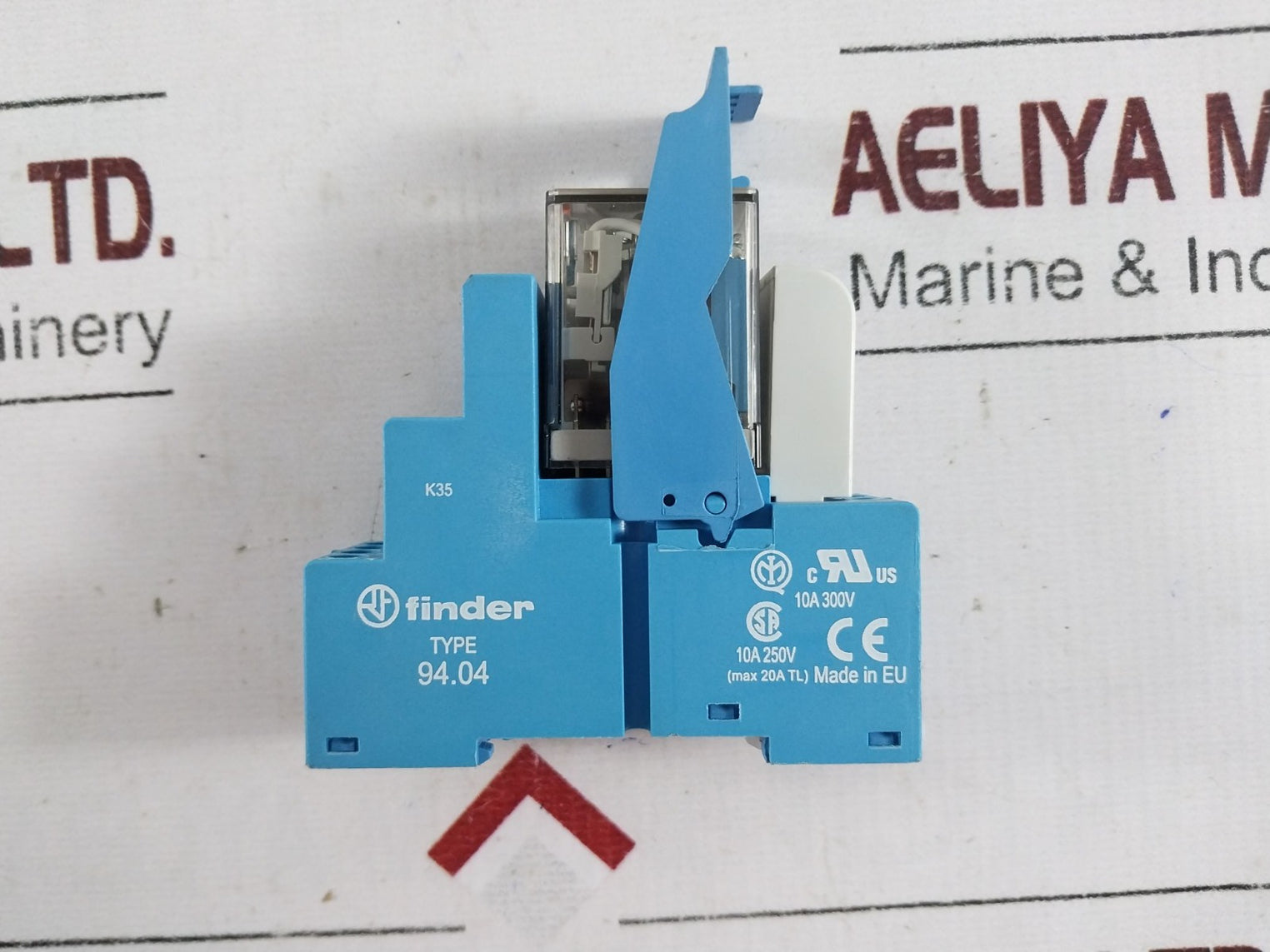 Finder 55.34.9.024.0040 Relay With 94.04 Socket And 99.02.9.024.99 Led Indicator