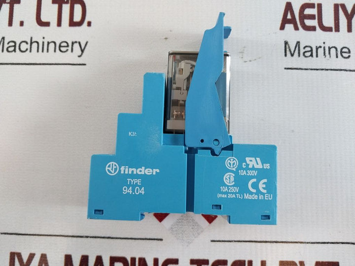 Finder 55.34.9.024.0040 Relay With 94.04 Socket