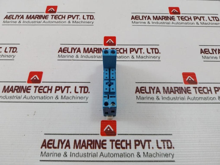 Finder 95.05 Relay Socket 10000125212, 10A 300V