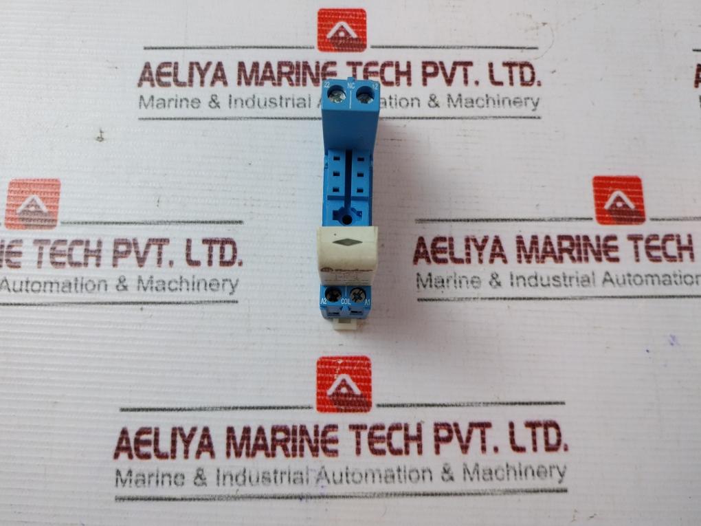 Finder 95.05 Relay Socket 250V