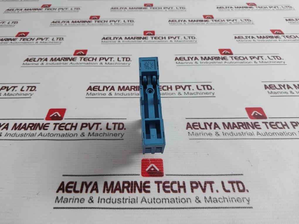 Finder 95.95.1 Relay Socket With Base 44.52