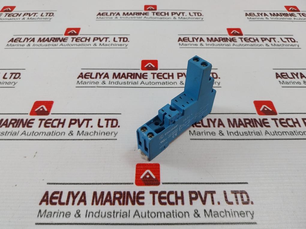 Finder 95.95.3 Relay Socket 300Vac