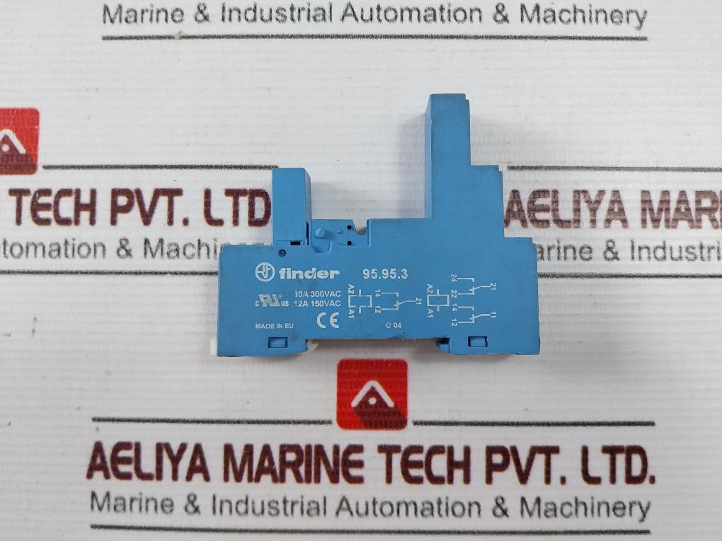 Finder 95.95.3 Relay Socket 6-28Vdc