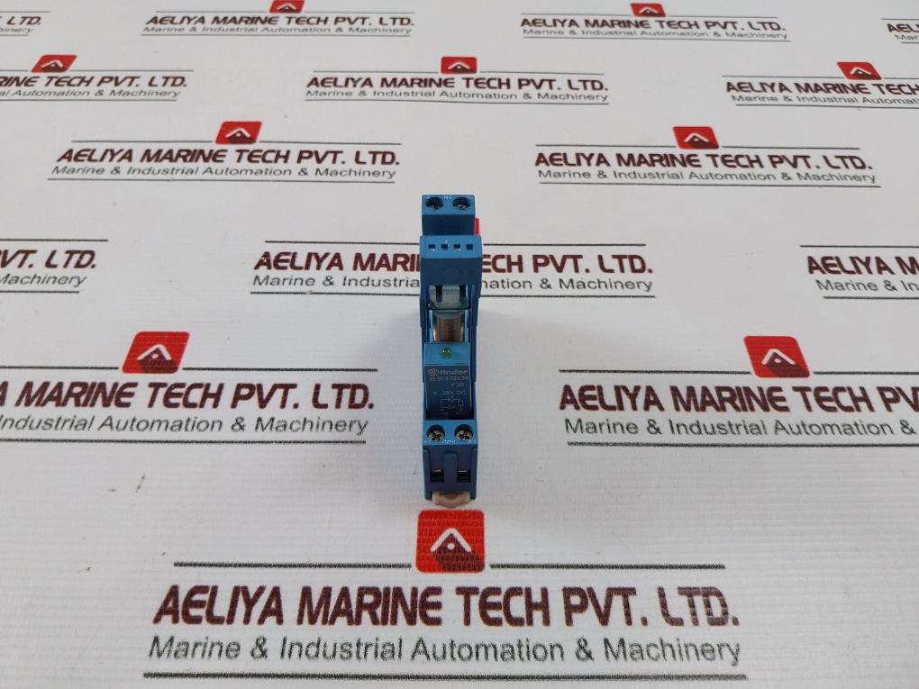 Finder 95.95.3 Relay With Socket 40.52 S, 8A 250V