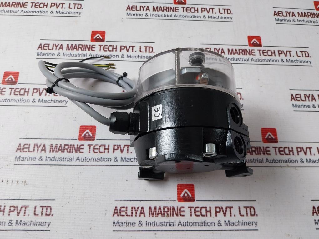 Fischer Ds1101Na01A1 Differential Pressure Gauge With High Static Pressure