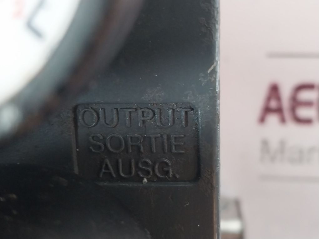 Fisher Pneumatic Valve Positioner 0-2 Bar 0-30 Psi