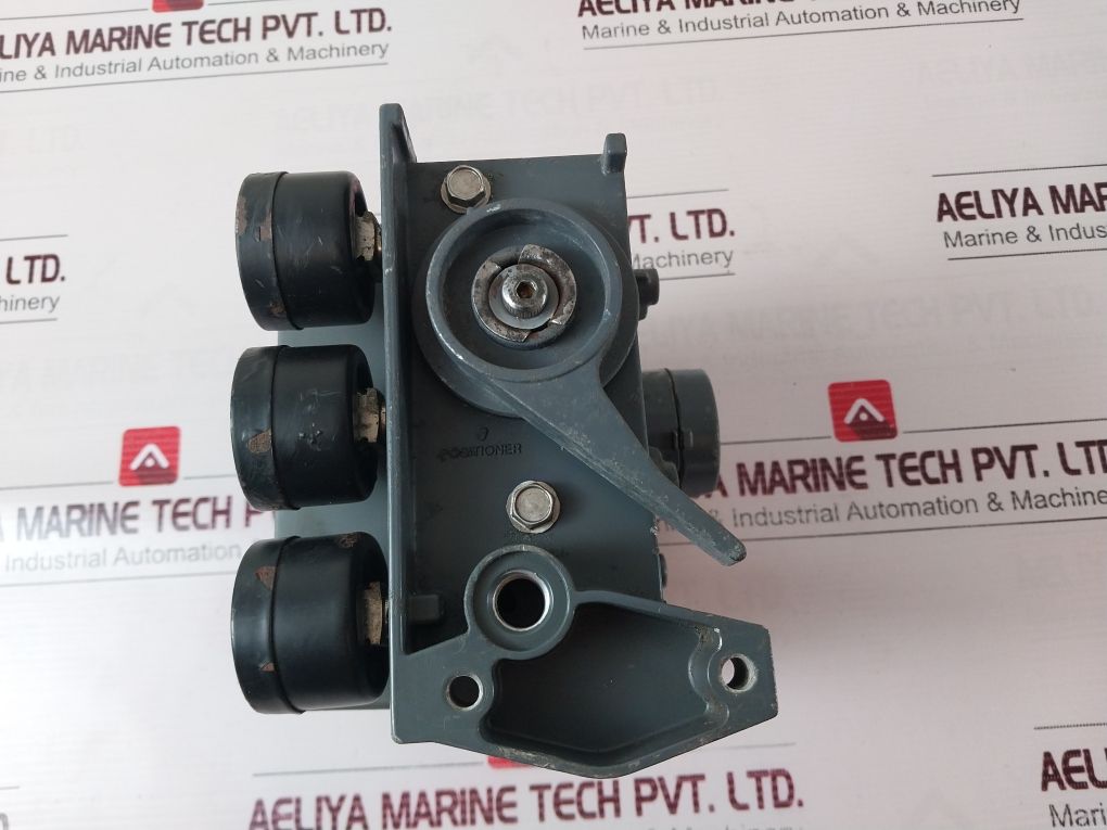 Fisher Pneumatic Valve Positioner 0-2 Bar 0-30 Psi