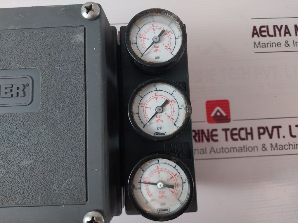 Fisher Pneumatic Valve Positioner 0-2 Bar 0-30 Psi