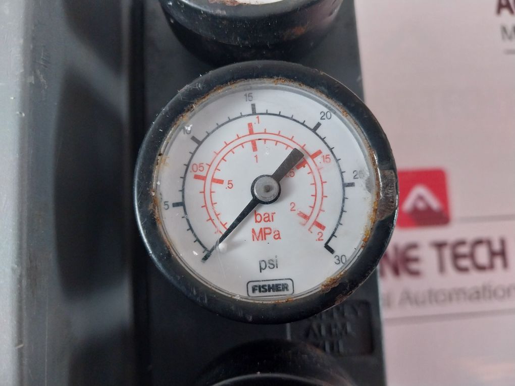Fisher Pneumatic Valve Positioner 0-2 Bar 0-30 Psi