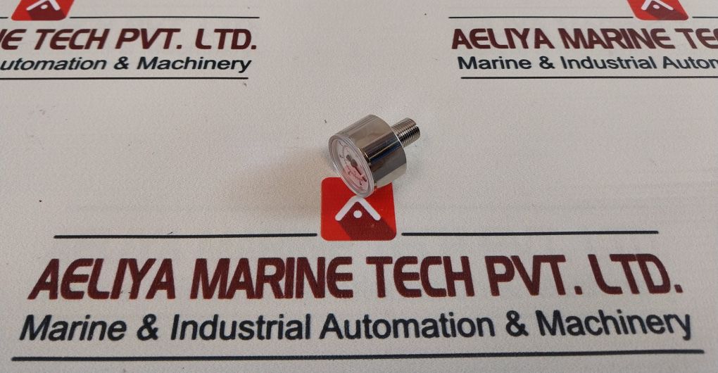 Fisher 18B7713X032 Pressure Gauge 0-4 Bar