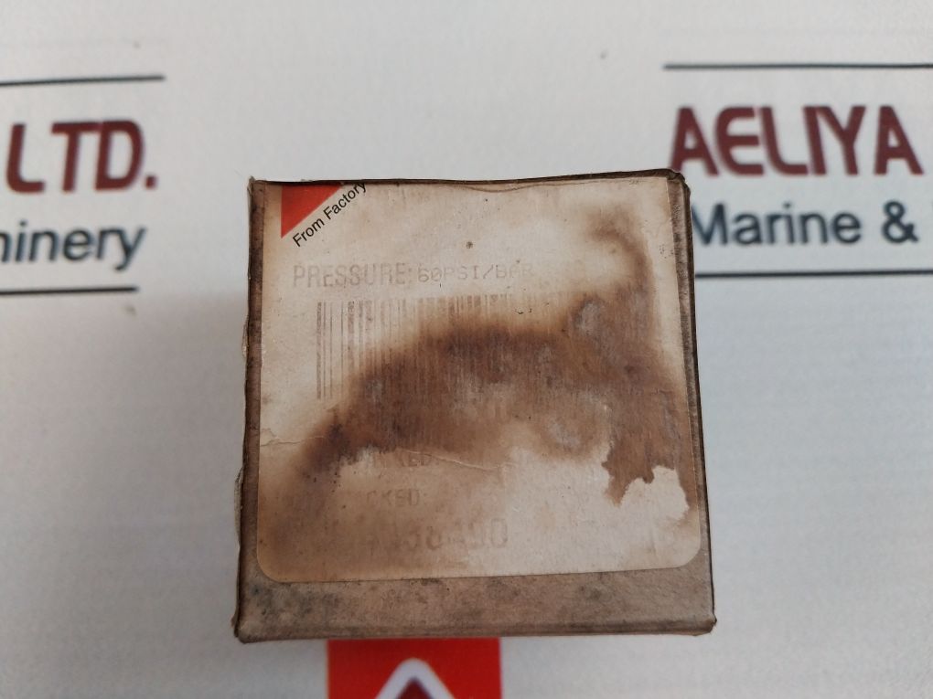 Fisher 18B7713X032 Pressure Gauge 0-4 Bar