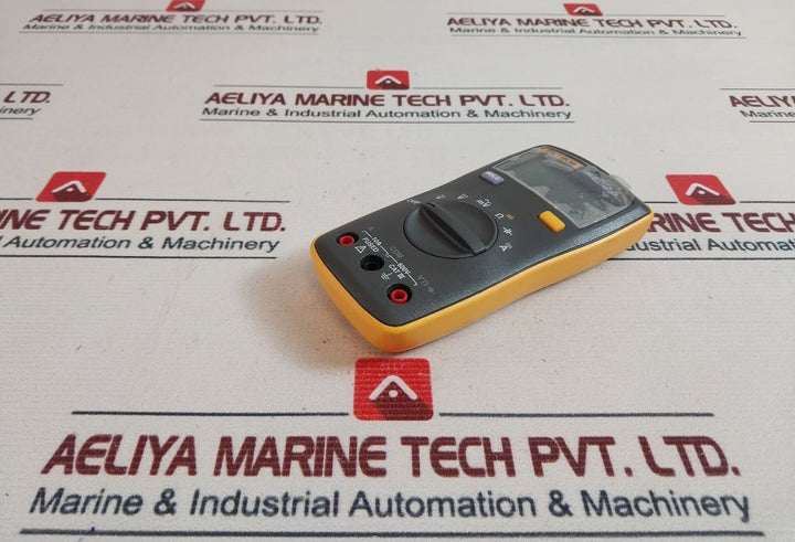 Fluke 106 Digital Multimeter 10A