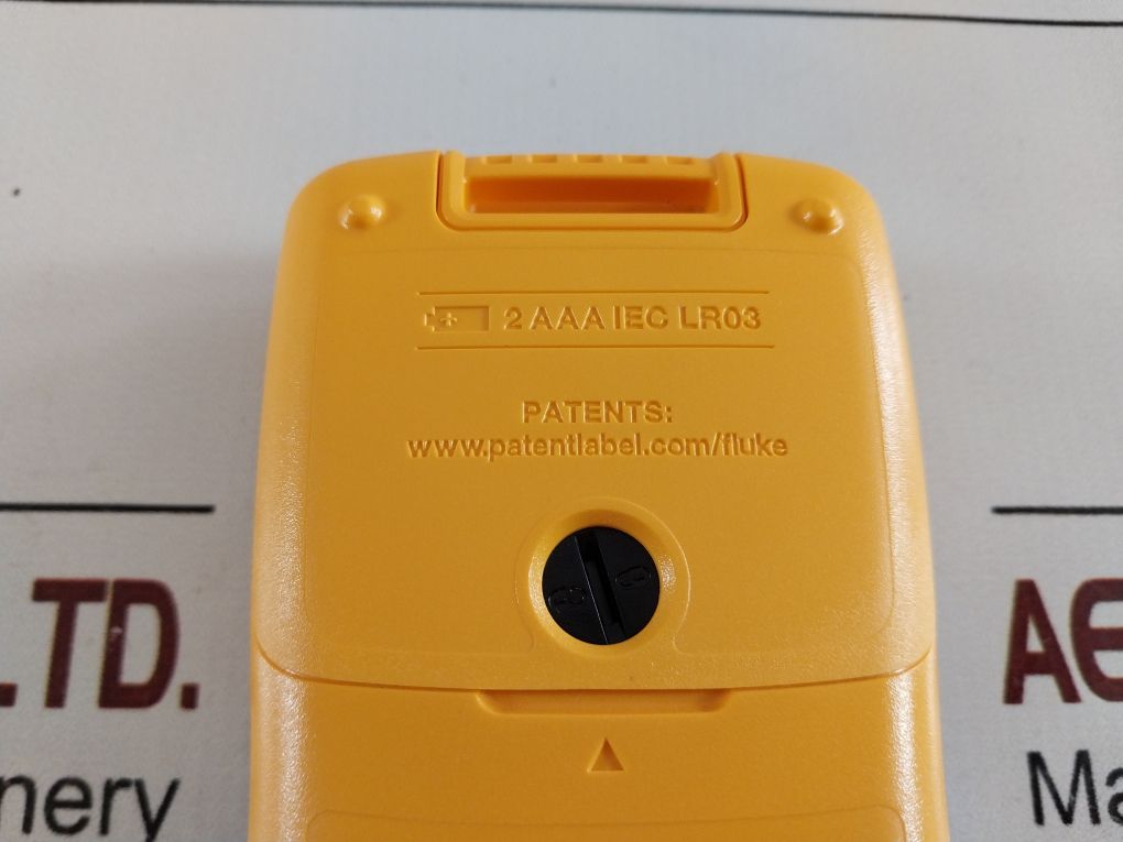 Fluke 107 Digital Multimeter