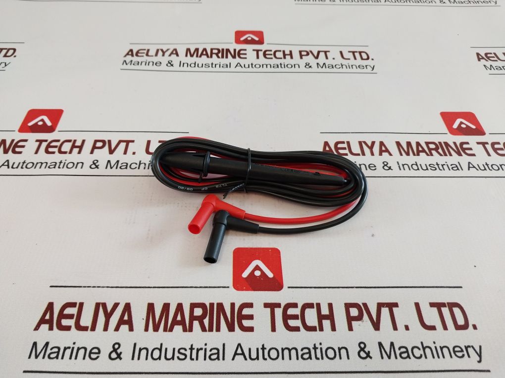 Fluke 302+ Digital Clamp Meter