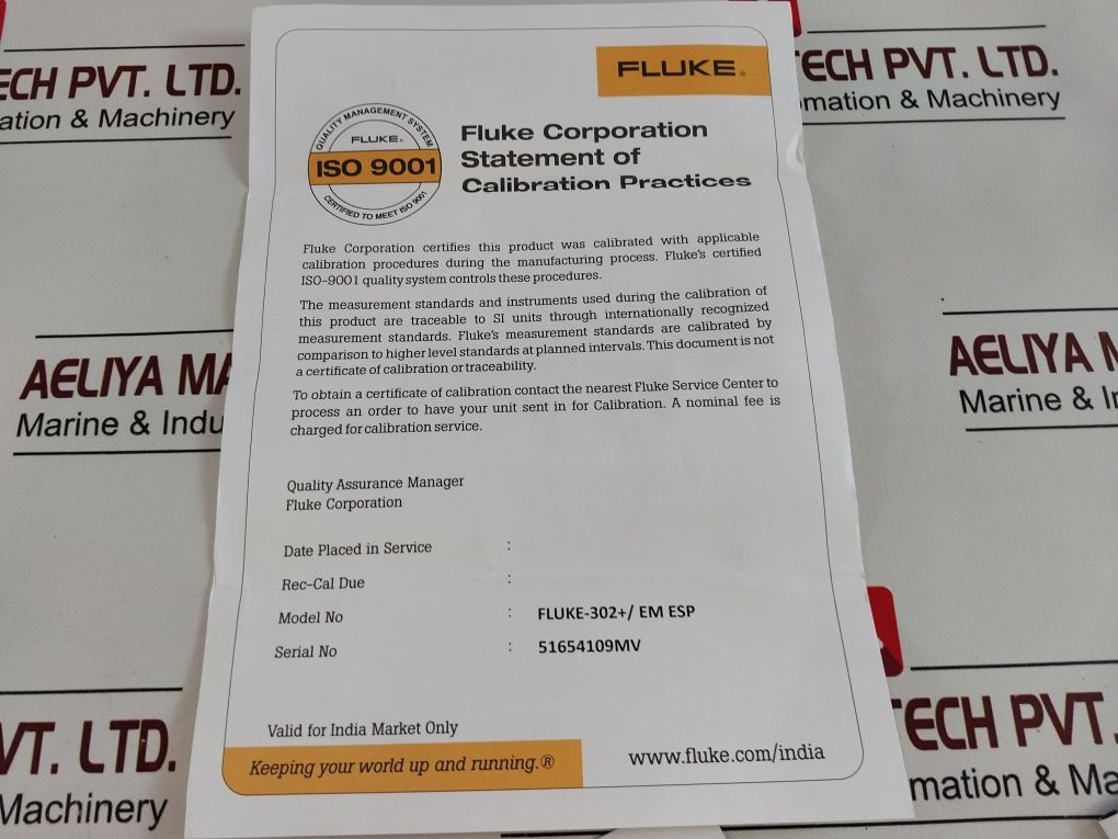 Fluke 302+ Digital Clamp Meter