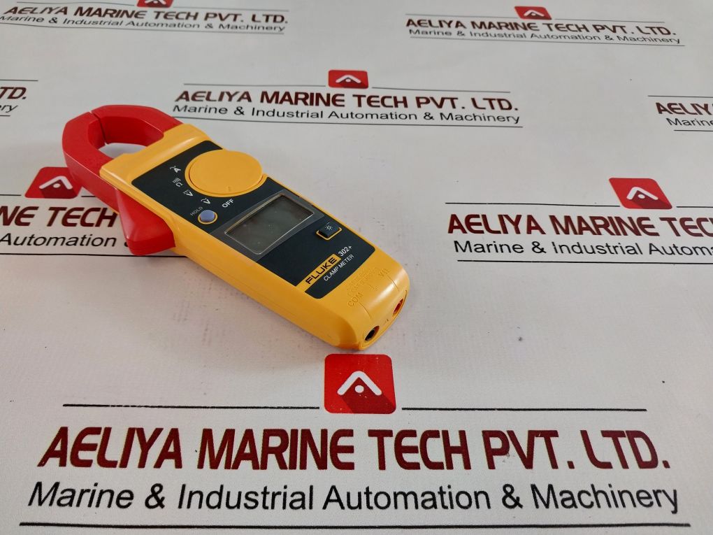 Fluke 302+ Digital Clamp Meter