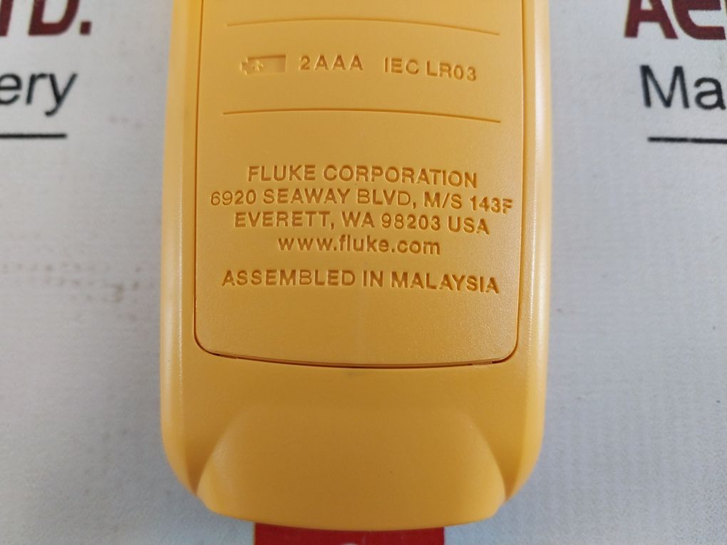 Fluke 302+ Digital Clamp Meter