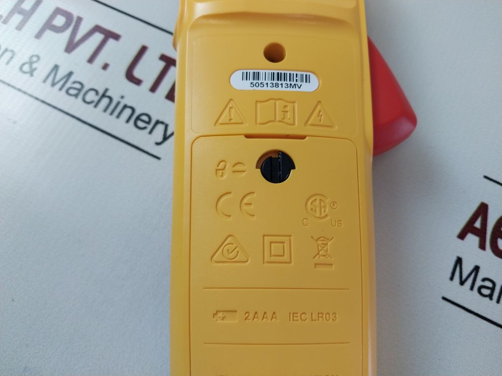 Fluke 303 Digital Clamp Meter