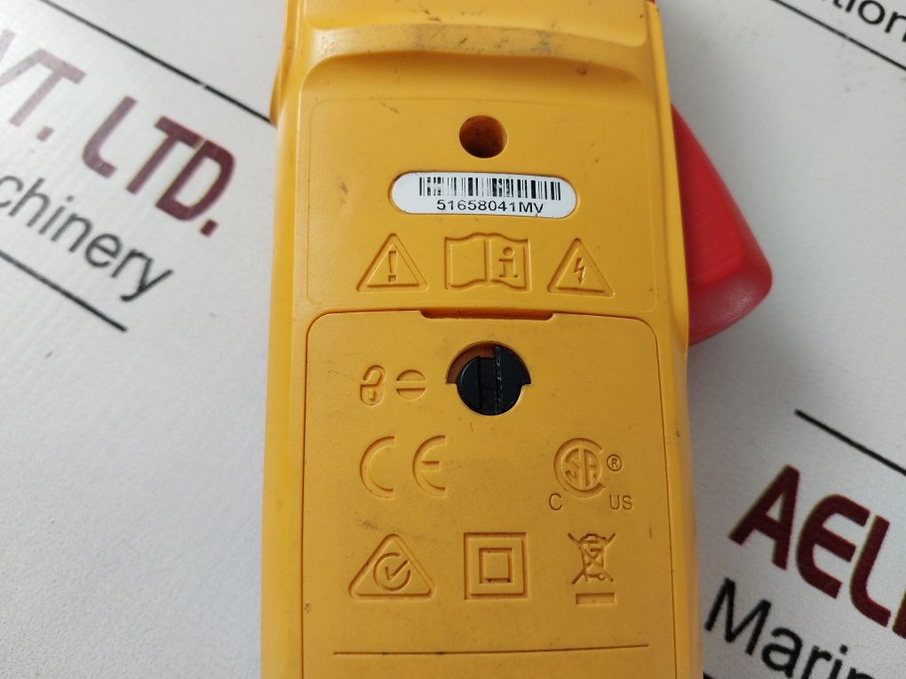 Fluke 303 Digital Clamp Meter
