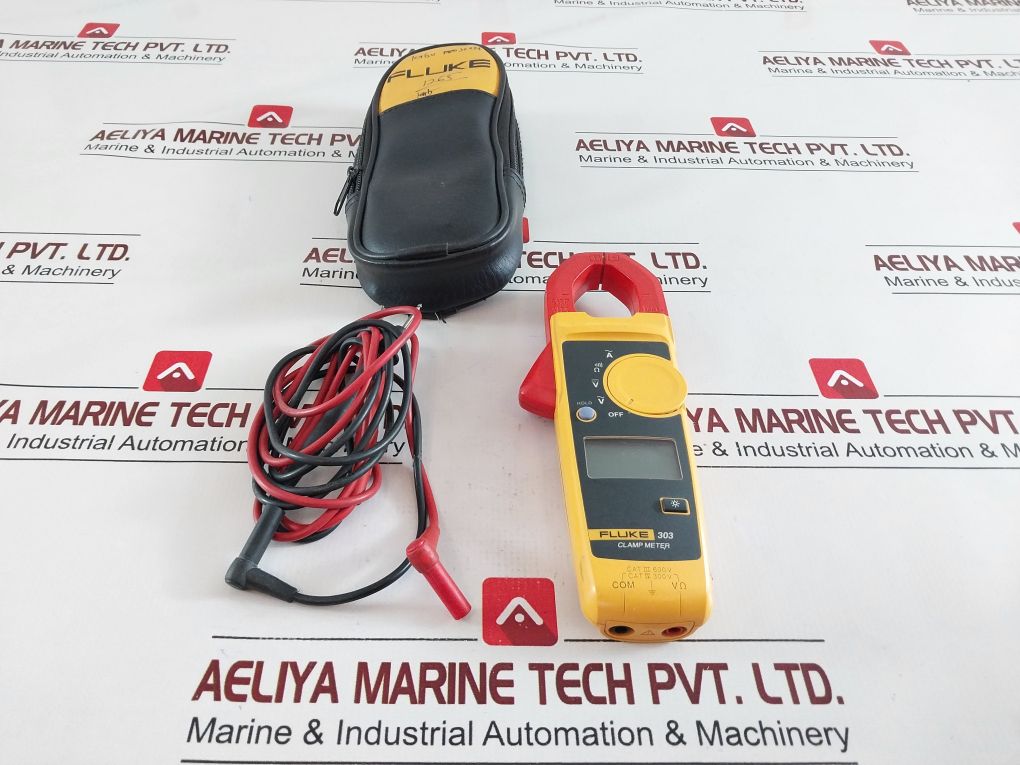 Fluke 303 Clamp Meter 600V
